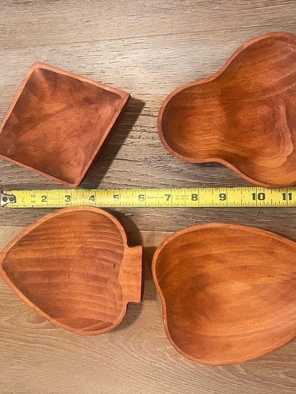 Light weight Wooden Decorative 4 piece Bowl Set Brown Deck Of Cards Shapes clove